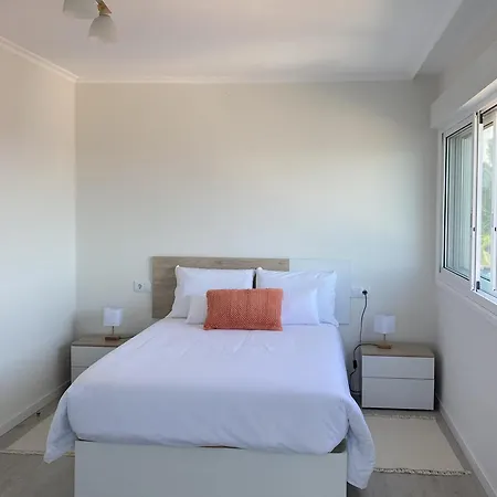 Playa Alcabre Apartamento *